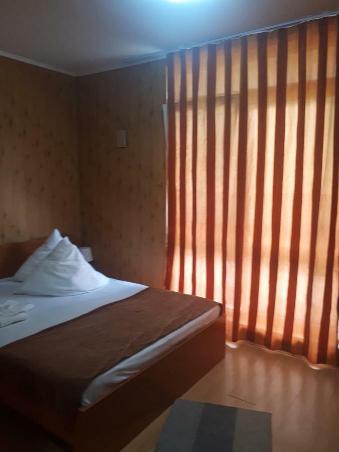 Pensiunea Valea Negrasului Trăisteni Exteriér fotografie